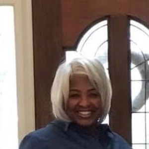 Meet your Posher, Kay